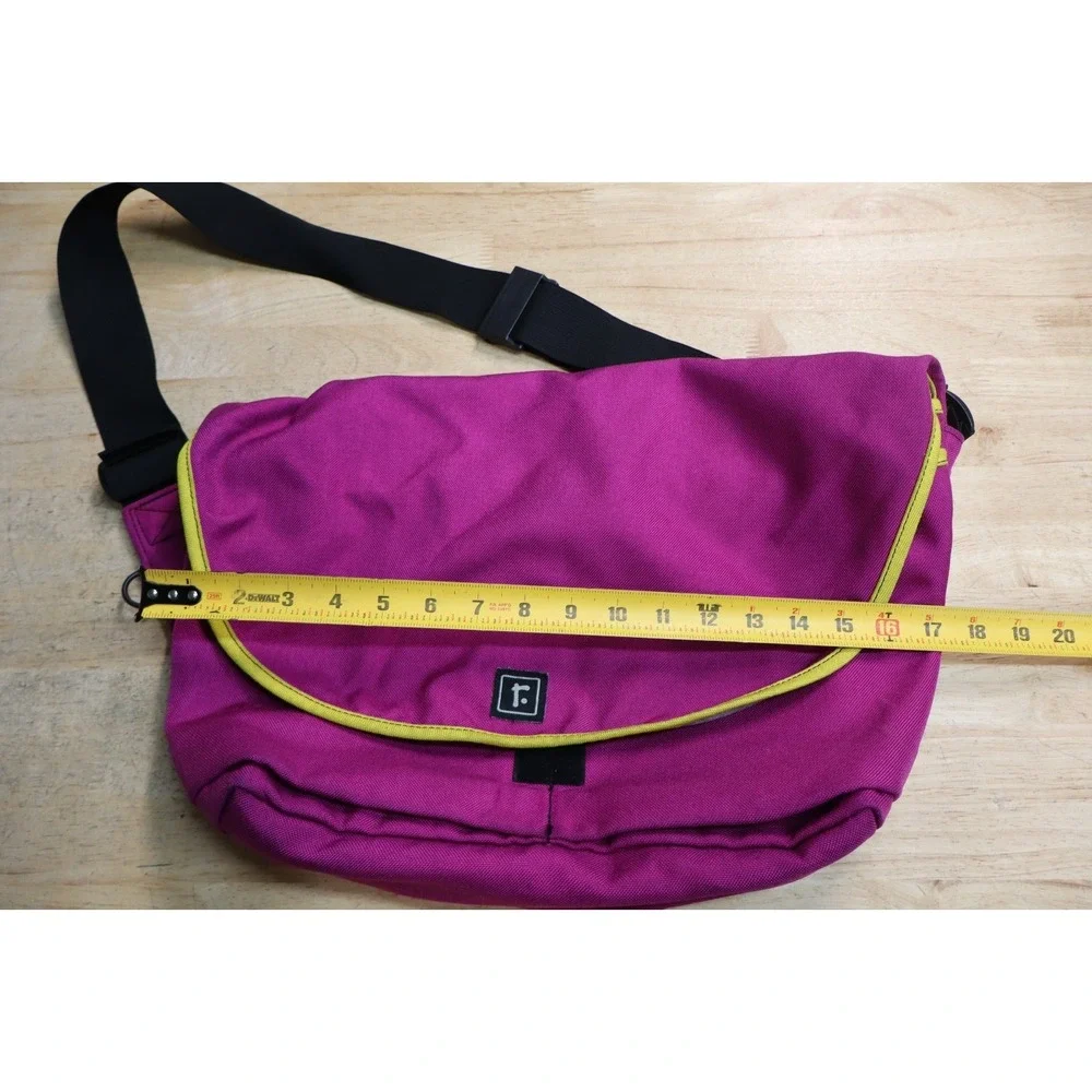 Rickshaw Bagworks Messenger Bag Laptop Crossbody Purple / Pink Commuter